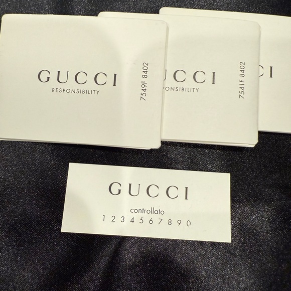 Gucci Flora Print Ophidia Print Wallet-Red Leather interior. Full Inclusion - Picture 15 of 16